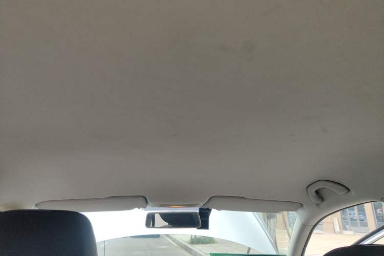 Used Volkswagen Bora 2013 1.6L Automatic Fashion Model Headliner