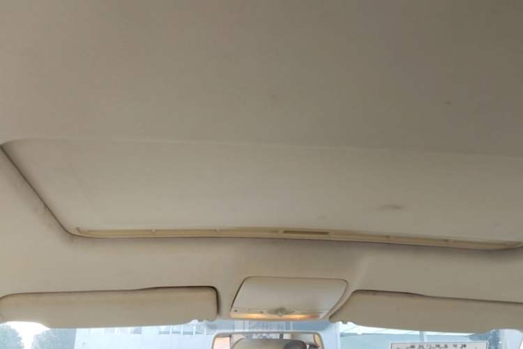 Used Volkswagen Bora 2013 1.6L Automatic Comfort Model Headliner