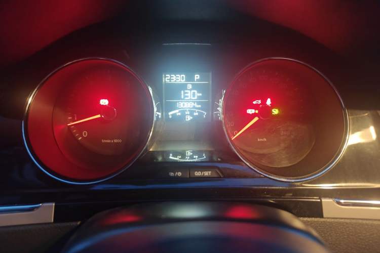 Used Volkswagen Bora 2013 1.6L Automatic Comfort Model Instrument Cluster