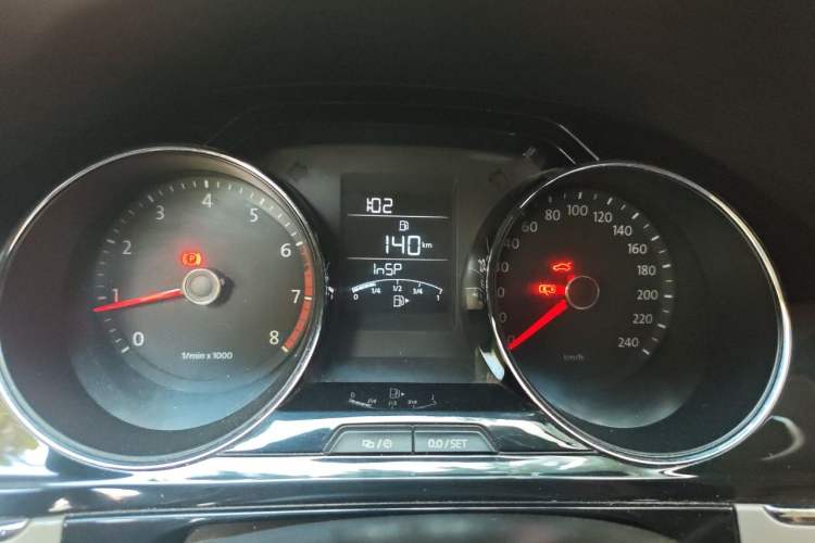 Used Volkswagen Bora 2013 1.6L Manual Fashion Edition Instrument Cluster
