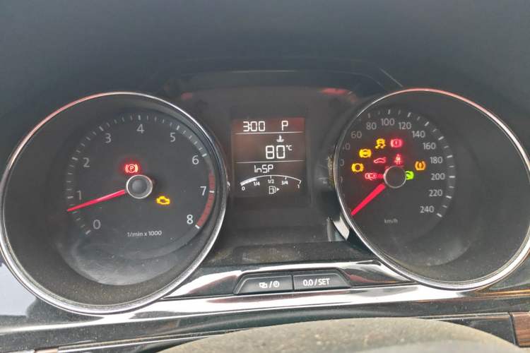 Used Volkswagen Bora 2013 1.4T Automatic Luxury Model Instrument Cluster