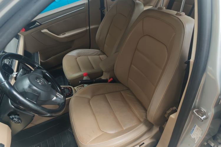 Used Volkswagen Bora 2013 1.6L Automatic Comfort Model Left Front Seat