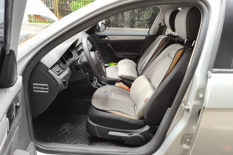 Used Volkswagen Bora 2013 1.6L Automatic Fashion Model Left Front Seat