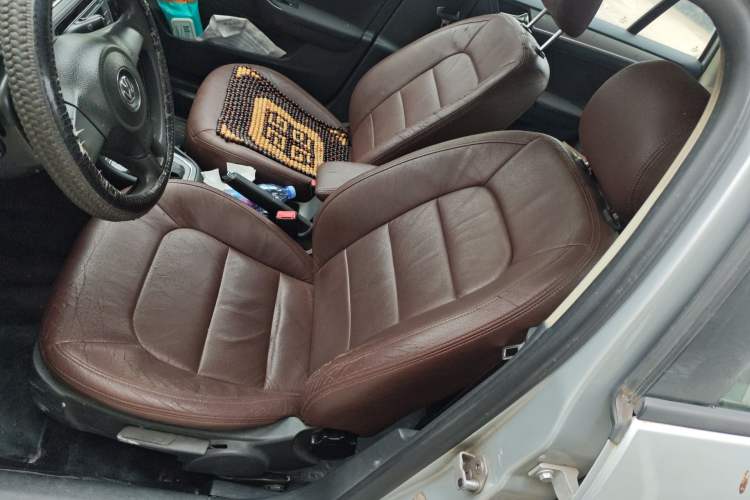 Used Volkswagen Bora 2013 1.6L Automatic Fashion Model Left Front Seat