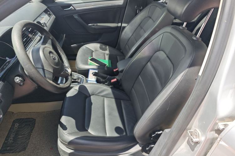 Used Volkswagen Bora 2013 1.6L Automatic Comfort Model Left Front Seat