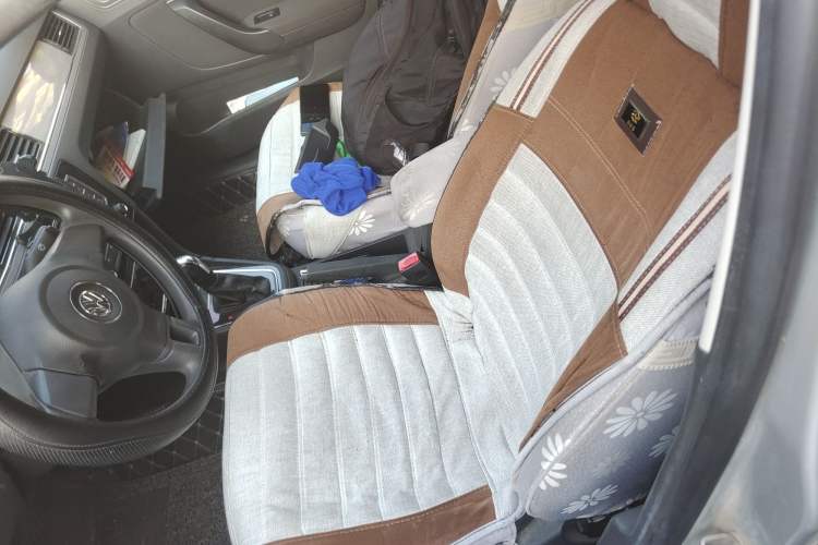 Used Volkswagen Bora 2013 1.6L Automatic Fashion Model Left Front Seat