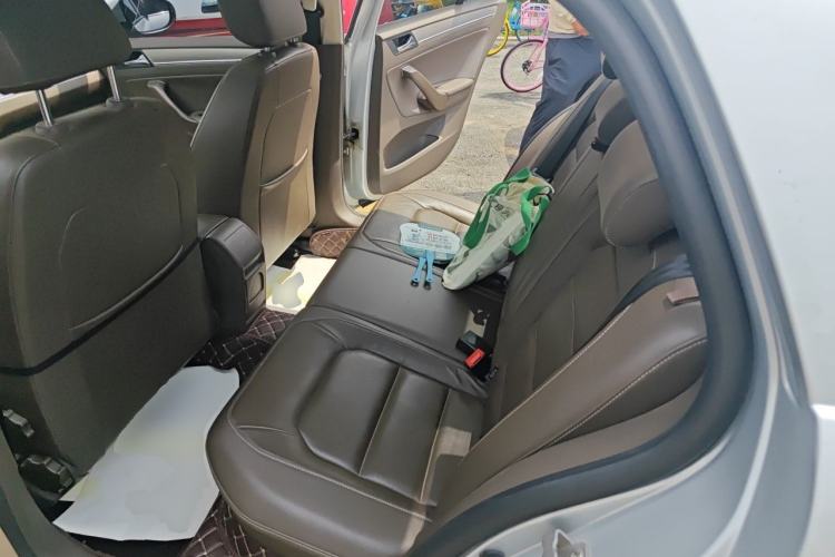 Used Volkswagen Bora 2013 1.6L Automatic Comfort Model Left Rear Seat