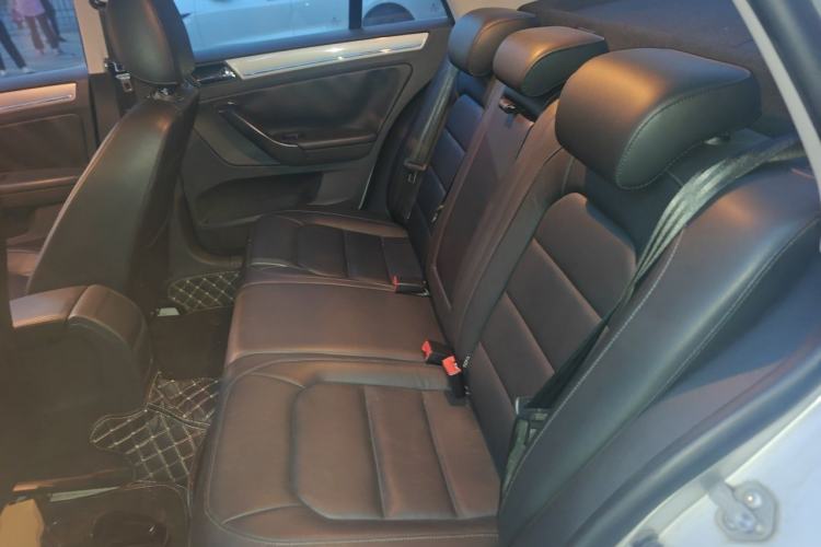Used Volkswagen Bora 2013 1.6L Automatic Comfort Model Left Rear Seat