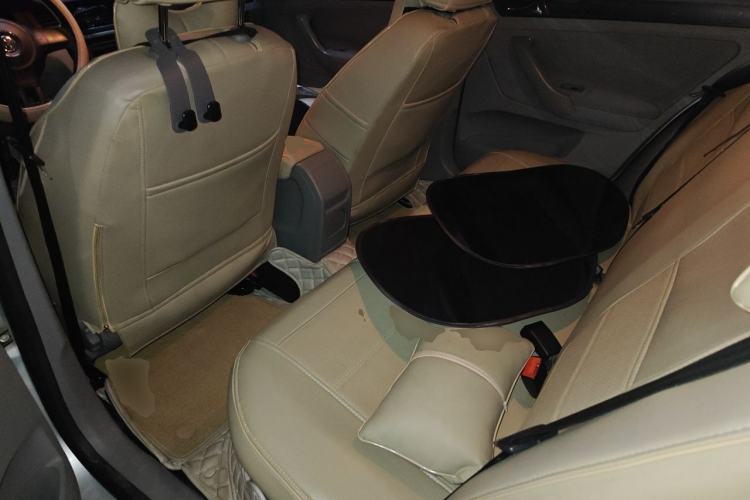 Used Volkswagen Bora 2013 1.6L Automatic Fashion Model Left Rear Seat