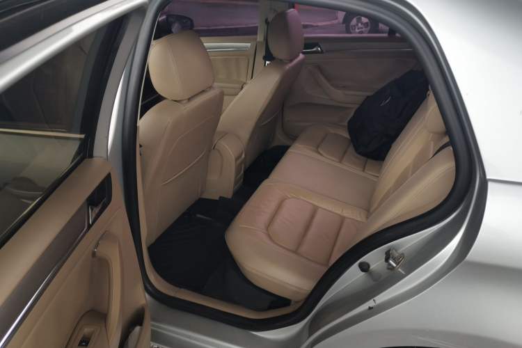 Used Volkswagen Bora 2013 1.6L Manual Comfort Model Left Rear Seat