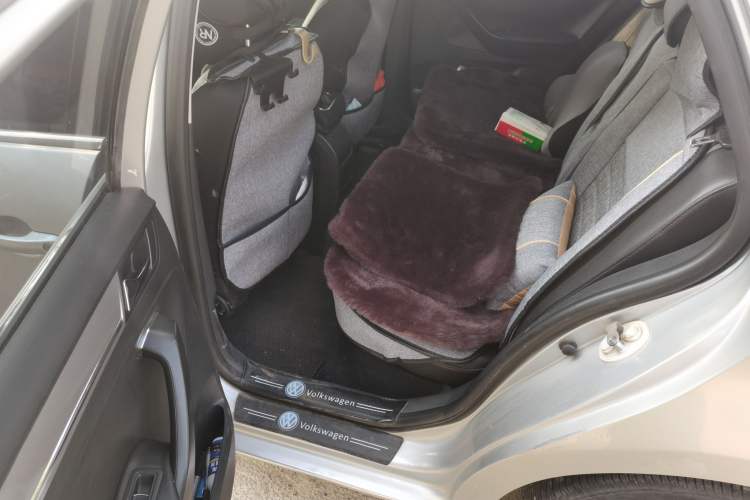 Used Volkswagen Bora 2013 1.6L Automatic Comfort Model Left Rear Seat