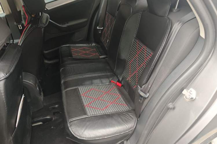 Used Volkswagen Bora 2013 1.6L Automatic Fashion Model Left Rear Seat