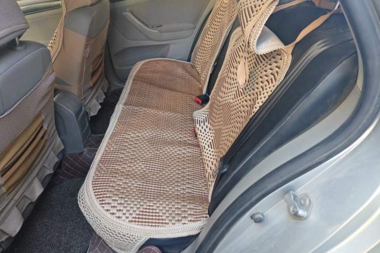 Used Volkswagen Bora 2013 1.6L Automatic Fashion Model Left Rear Seat