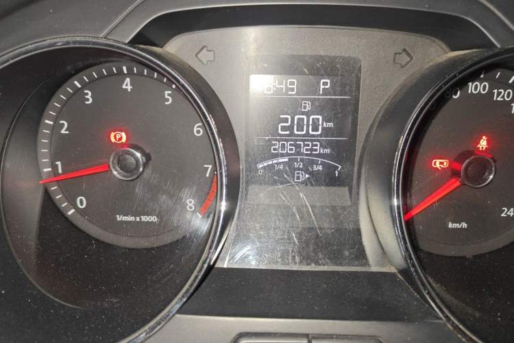 Used Volkswagen Bora 2013 1.6L Automatic Fashion Model Odometer Close Up