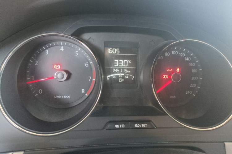 Used Volkswagen Bora 2013 1.6L Manual Fashion Edition Odometer Close Up