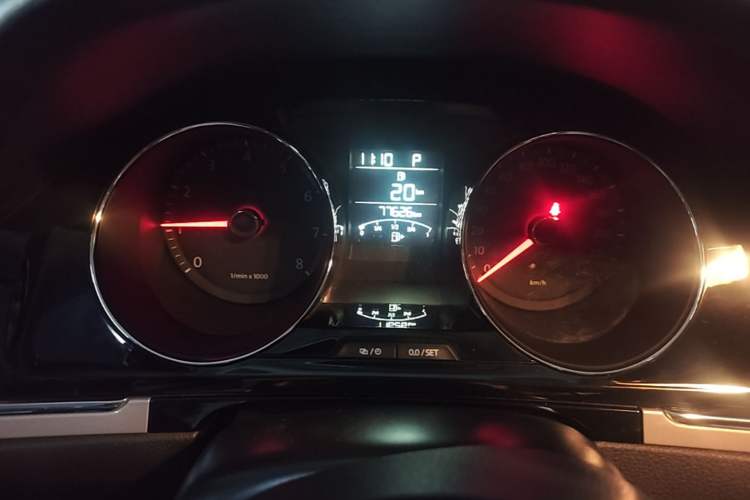 Used Volkswagen Bora 2013 1.6L Automatic Comfort Model Odometer Close Up