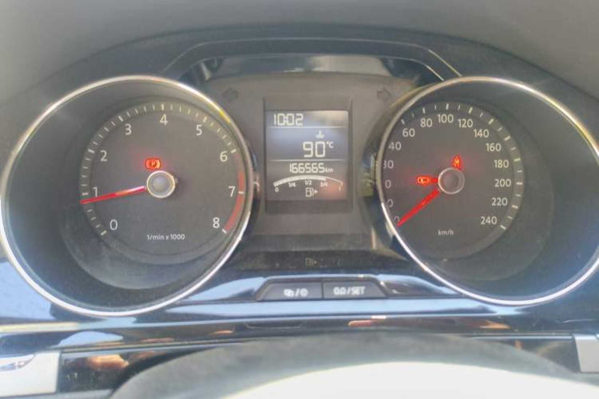 Used Volkswagen Bora 2013 1.6L Manual Comfort Model Odometer Close Up