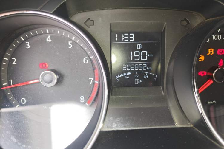 Used Volkswagen Bora 2013 1.6L Manual Fashion Edition Odometer Close Up