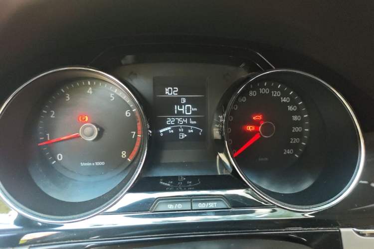 Used Volkswagen Bora 2013 1.6L Manual Fashion Edition Odometer Close Up