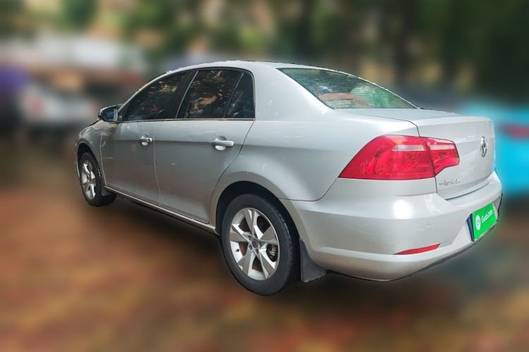 Used Volkswagen Bora 2013 1.6L Automatic Comfort Model Rear Left 45 Deg