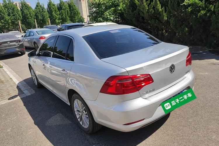 Used Volkswagen Bora 2013 1.6L Automatic Luxury Model Rear Left 45 Deg