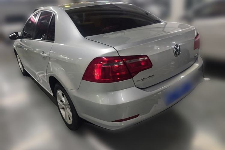 Used Volkswagen Bora 2013 1.6L Automatic Comfort Model Rear Left 45 Deg