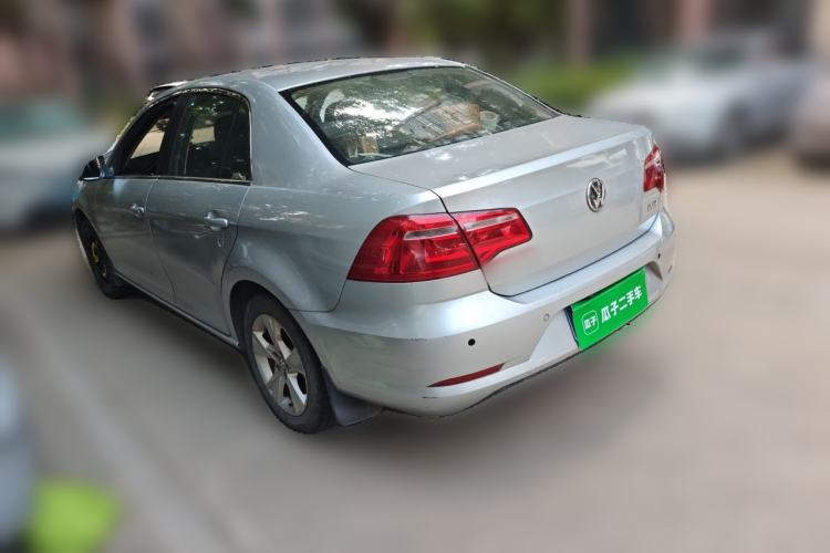 Used Volkswagen Bora 2013 1.6L Manual Fashion Edition Rear Left 45 Deg