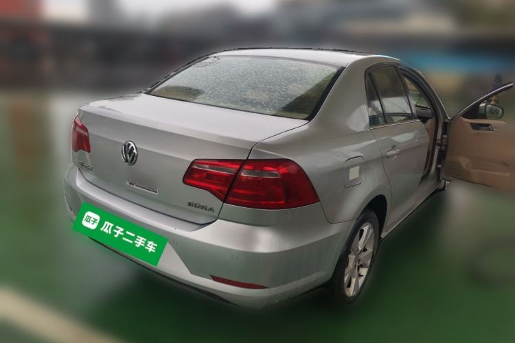 Used Volkswagen Bora 2013 1.6L Manual Comfort Model Rear Right 45 Deg