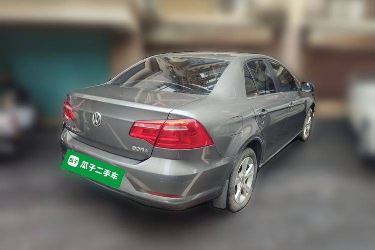 Used Volkswagen Bora 2013 1.6L Manual Comfort Model Rear Right 45 Deg