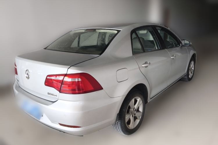 Used Volkswagen Bora 2013 1.6L Manual Comfort Model Rear Right 45 Deg