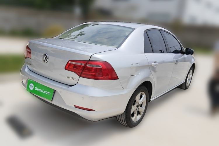 Used Volkswagen Bora 2013 1.6L Automatic Comfort Model Rear Right 45 Deg