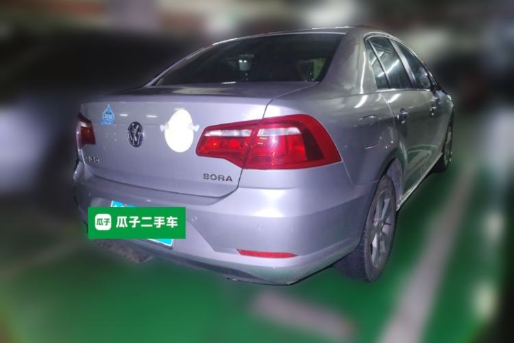 Used Volkswagen Bora 2013 1.6L Automatic Comfort Model Rear Right 45 Deg
