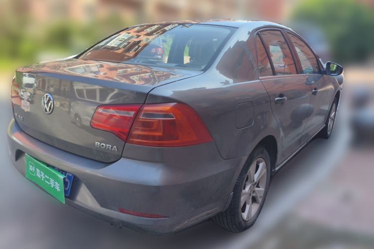 Used Volkswagen Bora 2013 1.6L Manual Comfort Model Rear Right 45 Deg