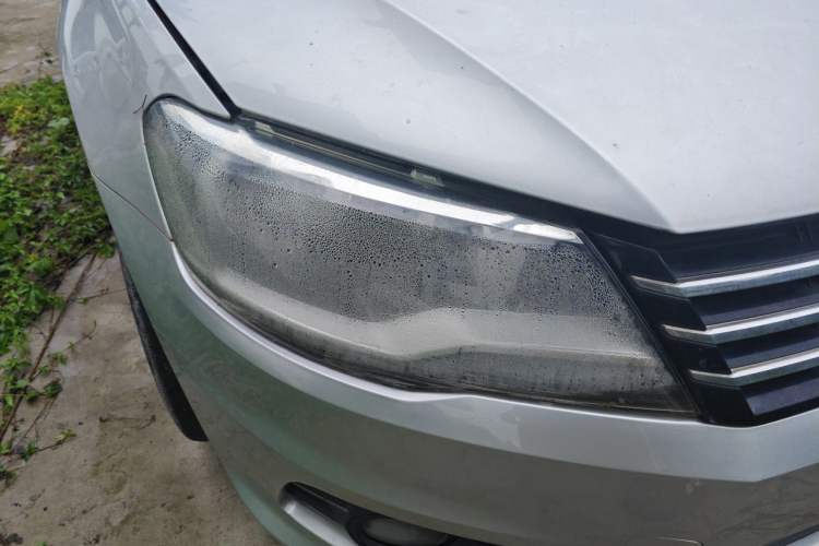 Used Volkswagen Bora 2013 1.4T Automatic Luxury Model Right Front Headlight