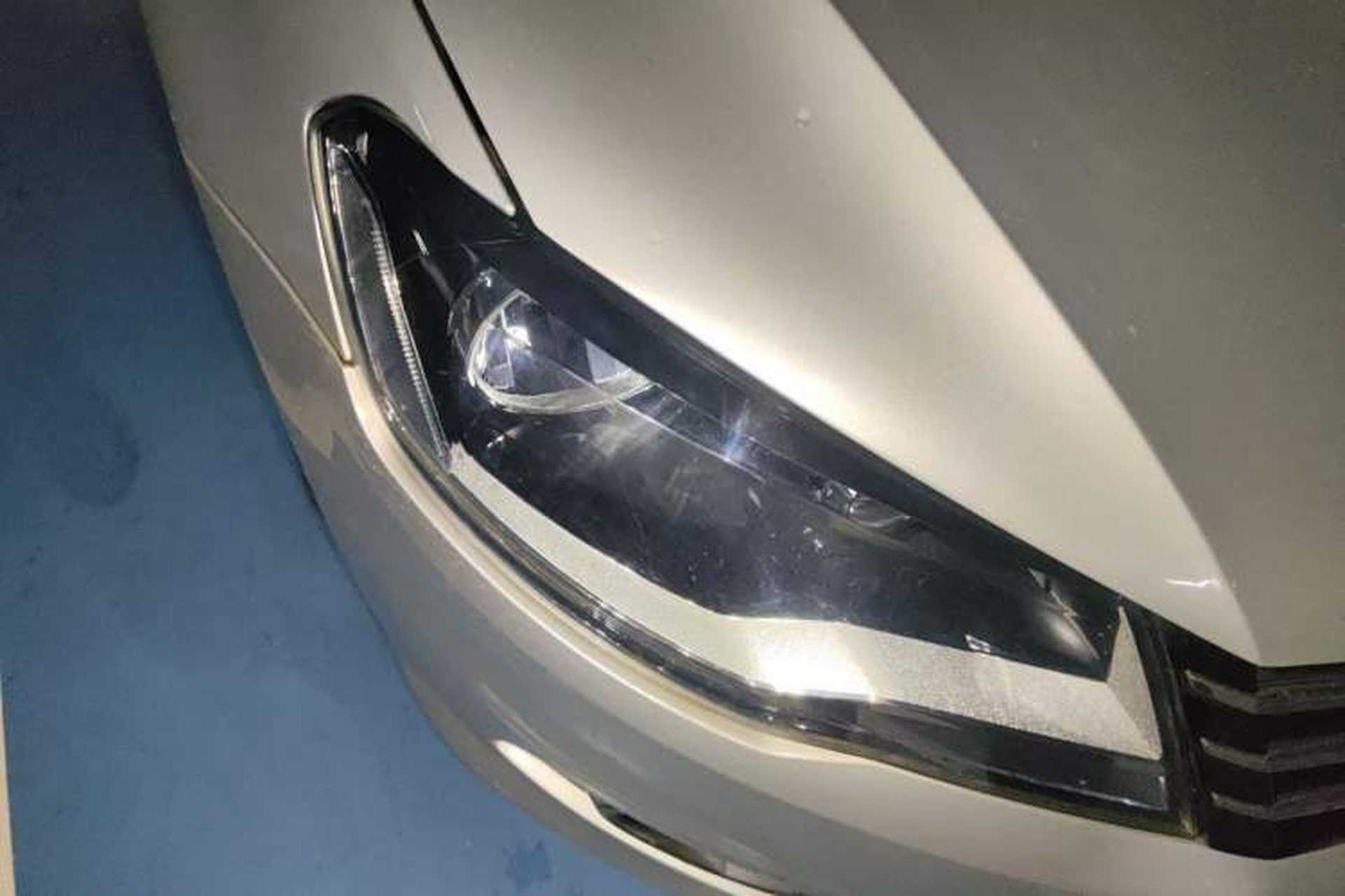 Used Volkswagen Bora 2013 1.4T Manual Comfort Model Right Front Headlight