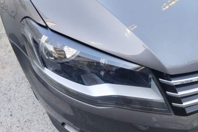Used Volkswagen Bora 2013 1.4T Automatic Comfort Model Right Front Headlight