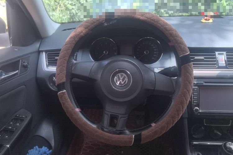 Used Volkswagen Bora 2013 1.6L Manual Fashion Edition Steering Wheel