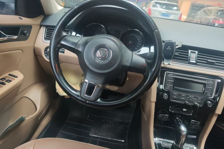 Used Volkswagen Bora 2013 1.6L Automatic Comfort Model Steering Wheel
