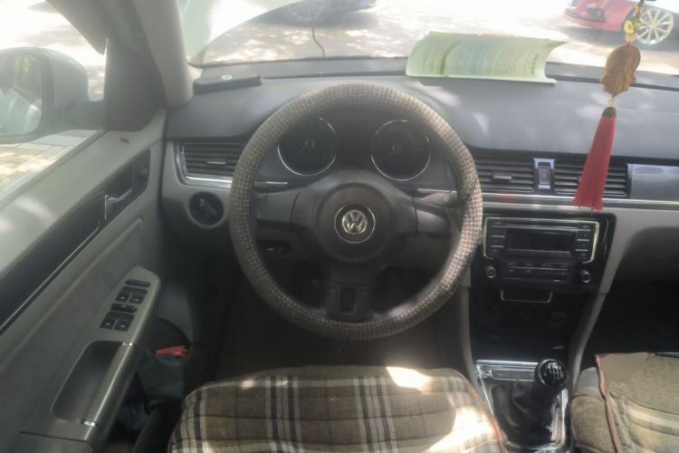 Used Volkswagen Bora 2013 1.6L Manual Fashion Edition Steering Wheel