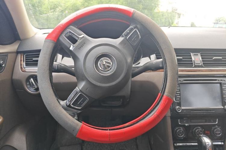 Used Volkswagen Bora 2013 1.4T Automatic Luxury Model Steering Wheel