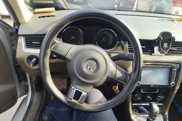 Used Volkswagen Bora 2013 1.6L Automatic Comfort Model Steering Wheel
