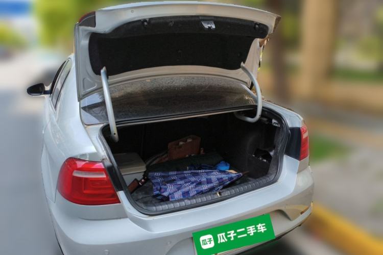 Used Volkswagen Bora 2013 1.6L Manual Comfort Model Trunk
