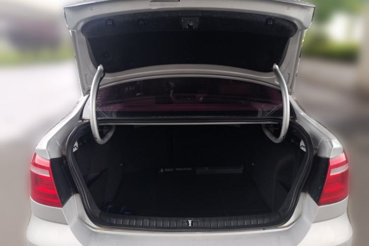 Used Volkswagen Bora 2013 1.6L Manual Comfort Model Trunk