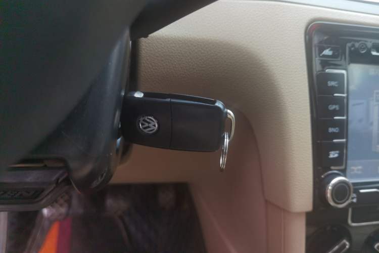 Used Volkswagen Bora 2013 1.6L Manual Comfort Model Vehicle Key