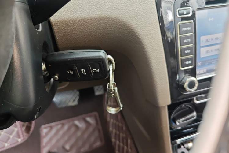 Used Volkswagen Bora 2013 1.6L Automatic Comfort Model Vehicle Key