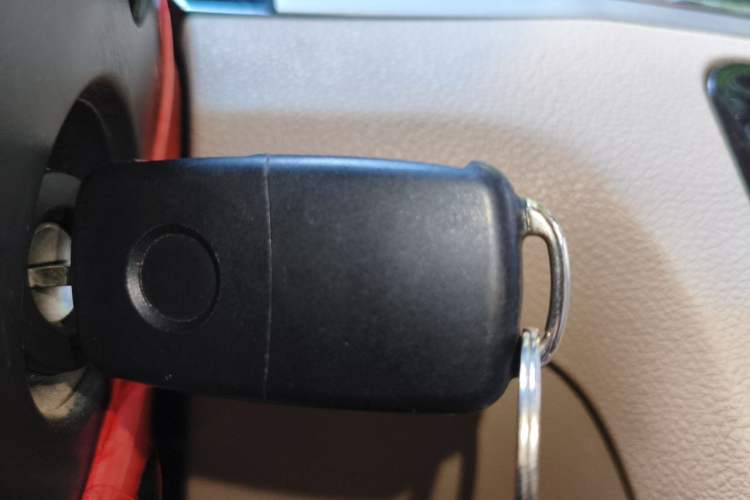 Used Volkswagen Bora 2013 1.6L Manual Comfort Model Vehicle Key