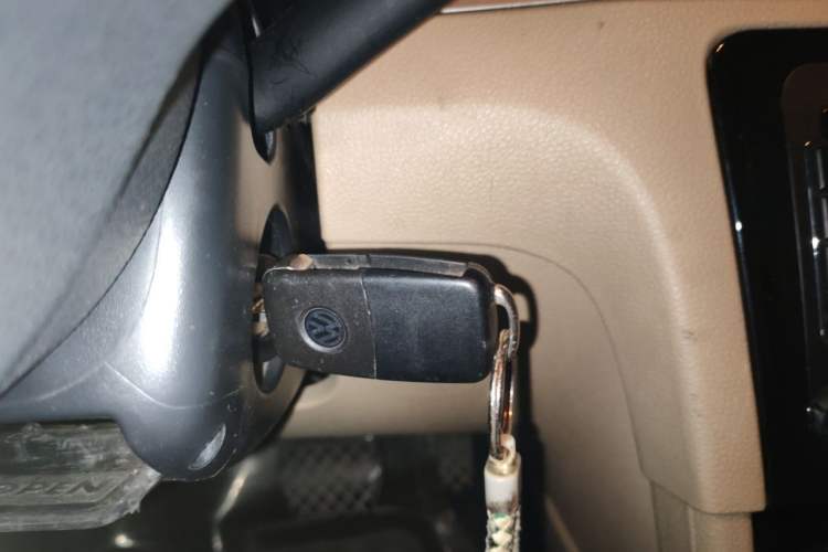 Used Volkswagen Bora 2013 1.6L Automatic Comfort Model Vehicle Key