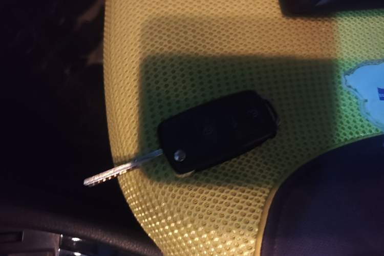 Used Volkswagen Bora 2013 1.6L Automatic Comfort Model Vehicle Key