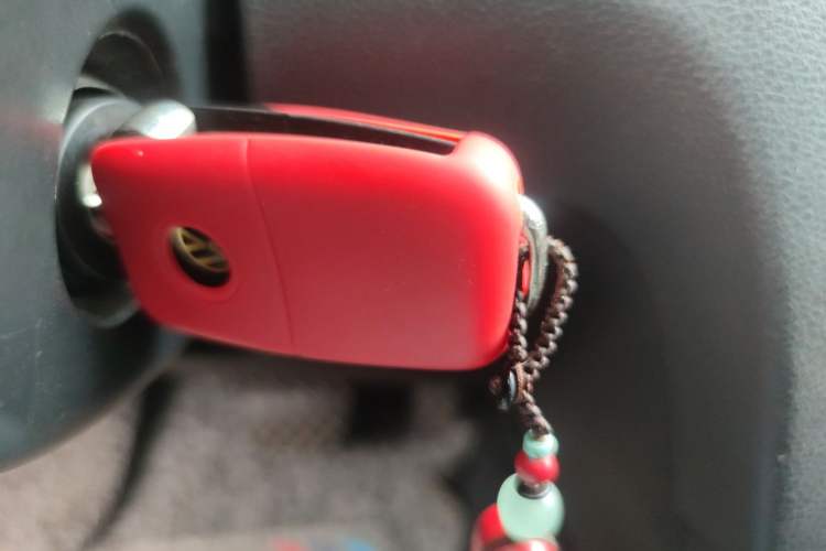 Used Volkswagen Bora 2013 1.6L Automatic Comfort Model Vehicle Key
