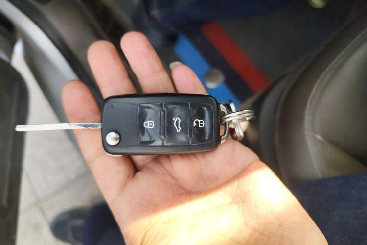 Used Volkswagen Bora 2013 1.6L Automatic Comfort Model Vehicle Key